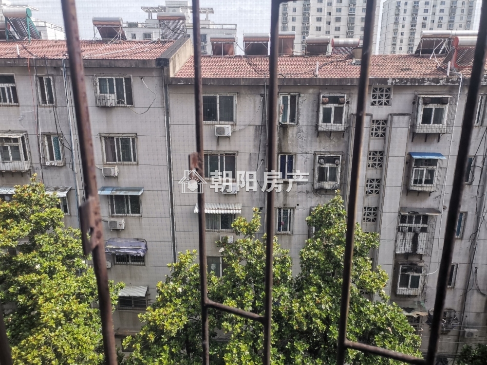 华声苑 85平 精装南向三室 学区房 满两年