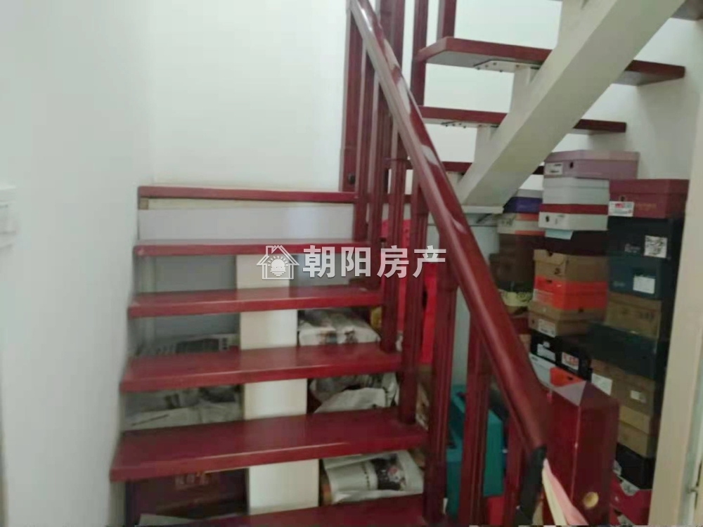 山水居 213平 四室两厅南北通透 满两年学区房