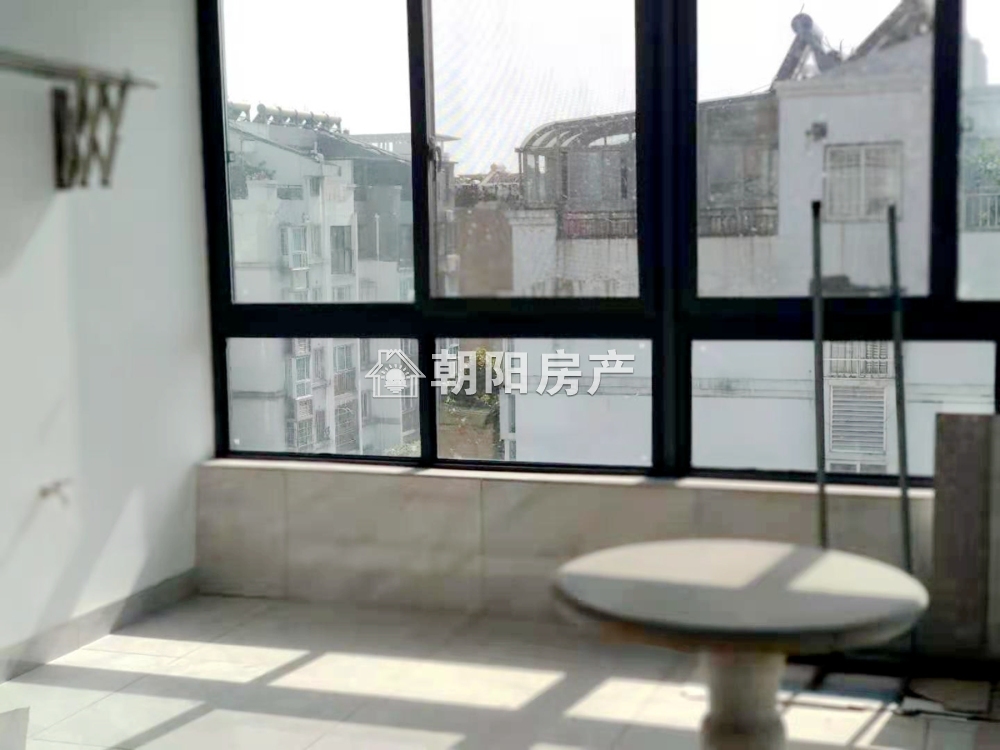 山水居 213平 四室两厅南北通透 满两年学区房
