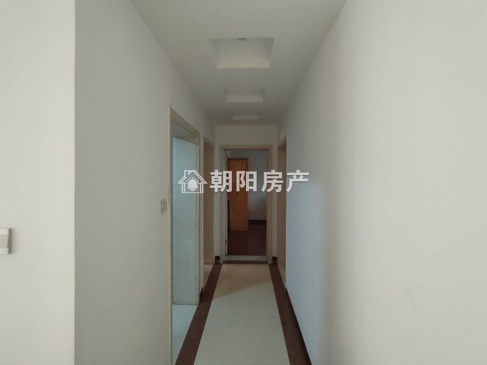 阳光365 136平 南北通透三室二厅 交通便利 购物便捷