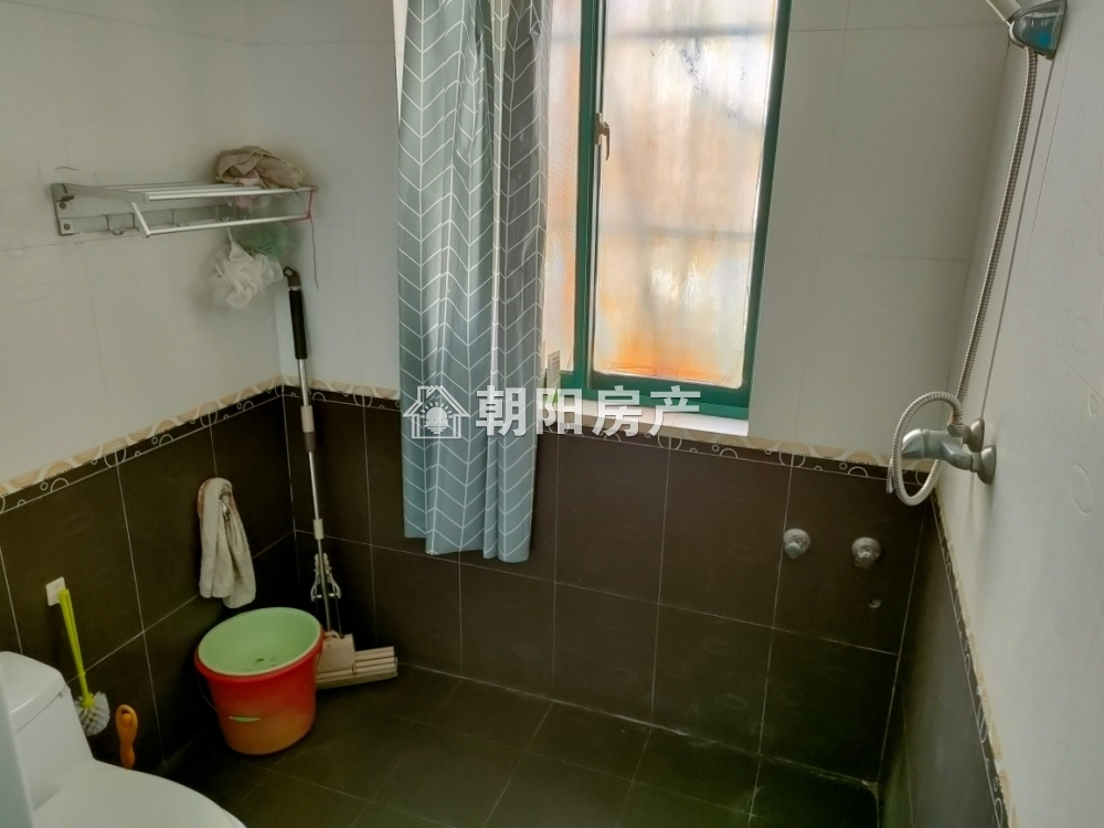 东苑小区东区 106平 朝南精装三居 学区房 交通便利
