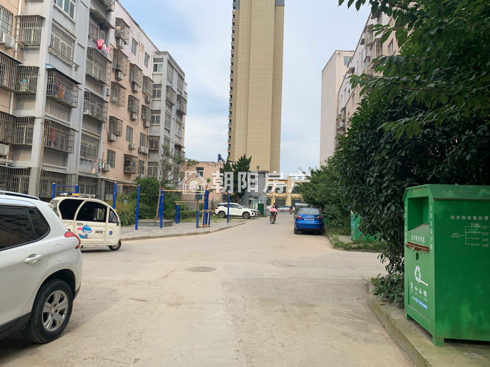 幸福里 84平 南向两室一厅 高楼层 交通便利