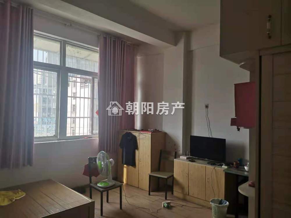 金龙门公寓 51平 南向一室一厅 满两年 交通便利 随时看房