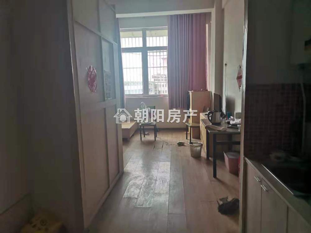 金龙门公寓 51平 南向一室一厅 满两年 交通便利 随时看房