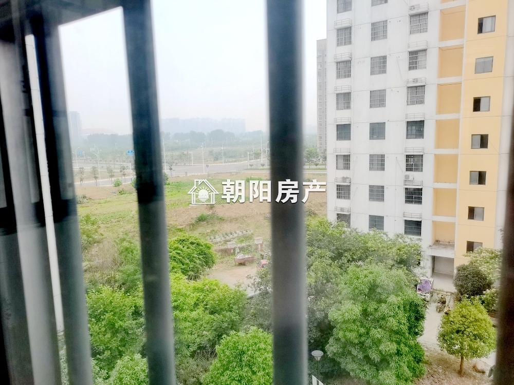 香樟苑四期 99平 精装三室朝南 采光好 环境佳