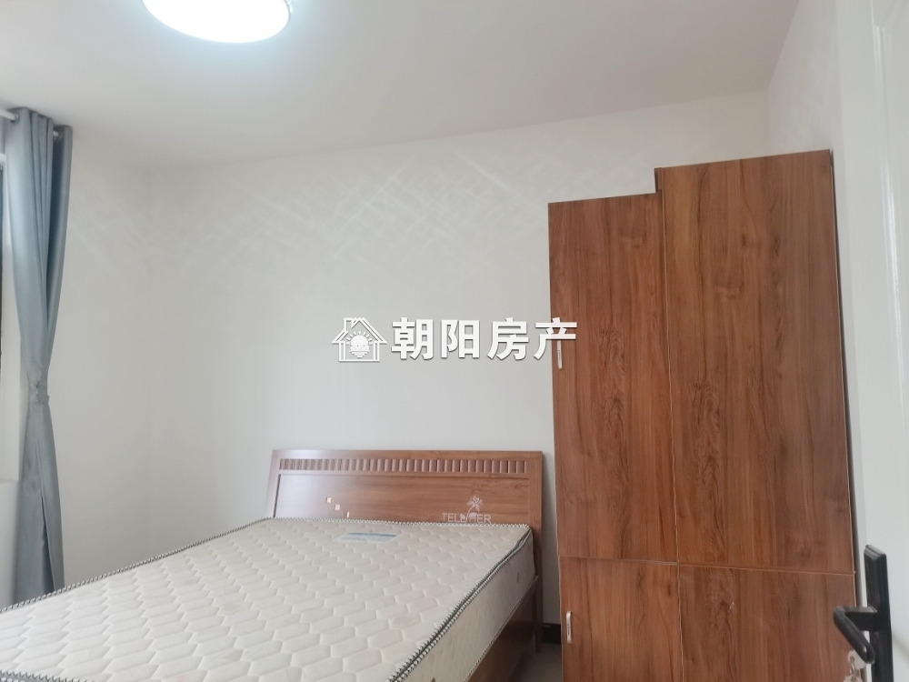 香樟苑四期 99平 精装三室朝南 采光好 环境佳