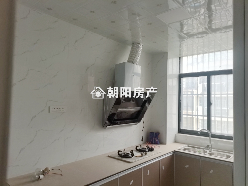 香樟苑四期 99平 精装三室朝南 采光好 环境佳