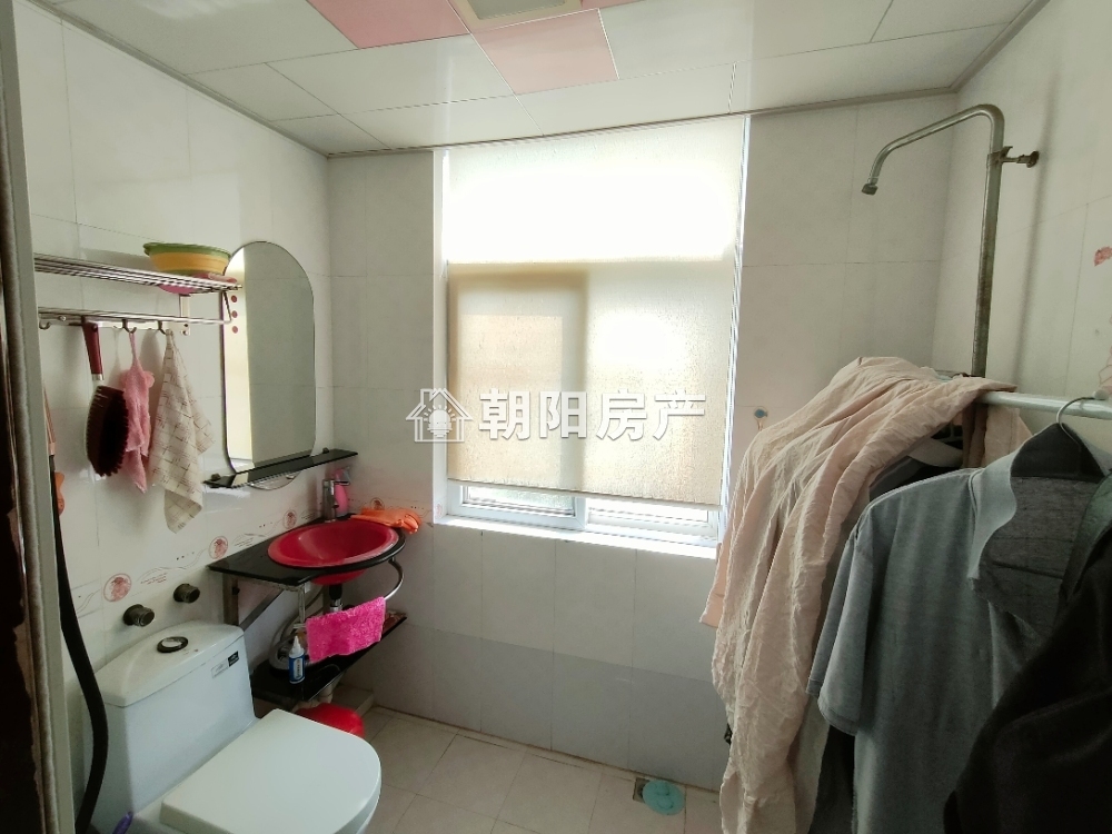 春晓名城 134平 朝南三室精装 满两年 矿一中学区 交通便利