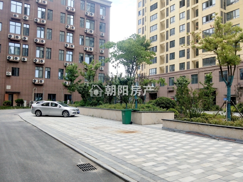 东昌庭院 91平 南向采光三居 交通便利 学区房