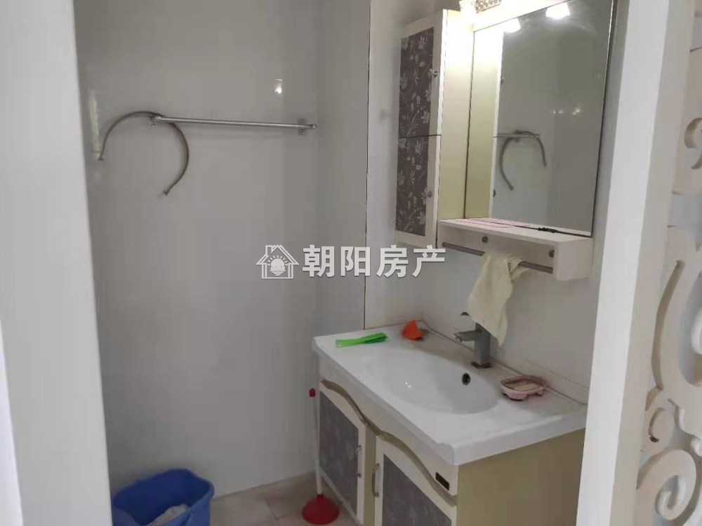 阳光国际城三期 91平 南向精装三室 满两年 交通便利 学区房