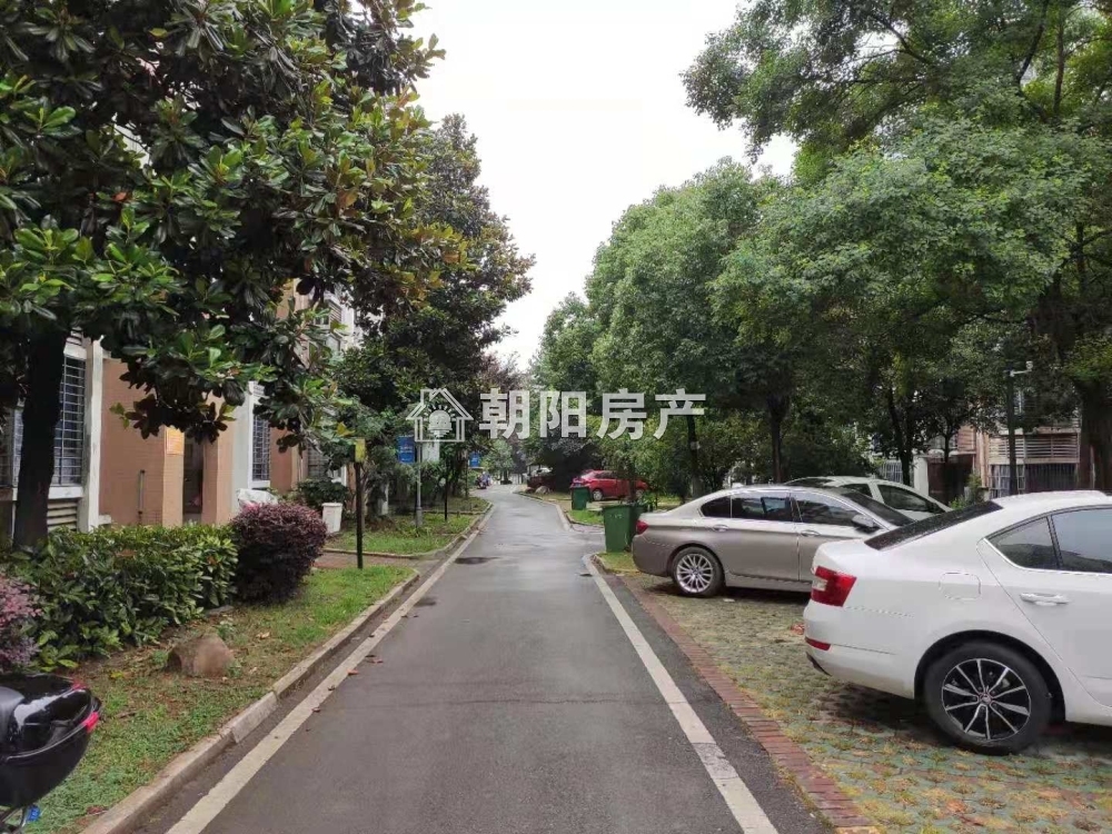 阳光国际城三期 91平 南向精装三室 满两年 交通便利 学区房