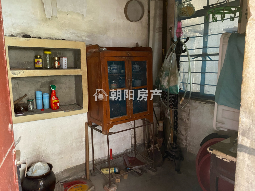 朝阳村 59平 南向三室一厅 学区房 交通便利 随时看房