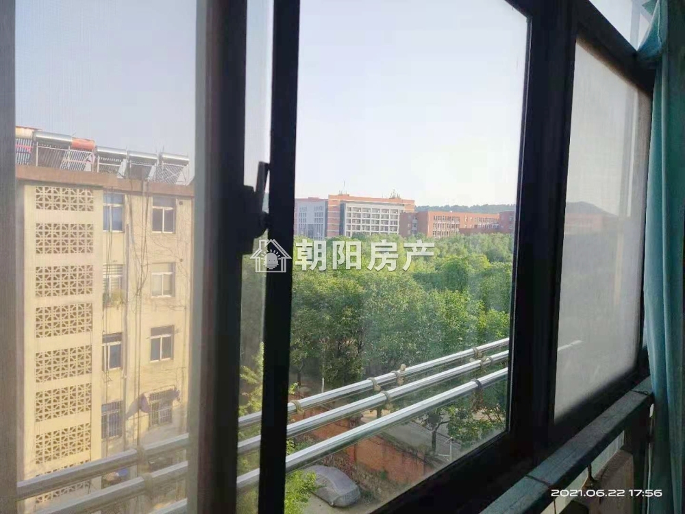 铁三处 81平 三室一厅 满两年 学区房 随时看房