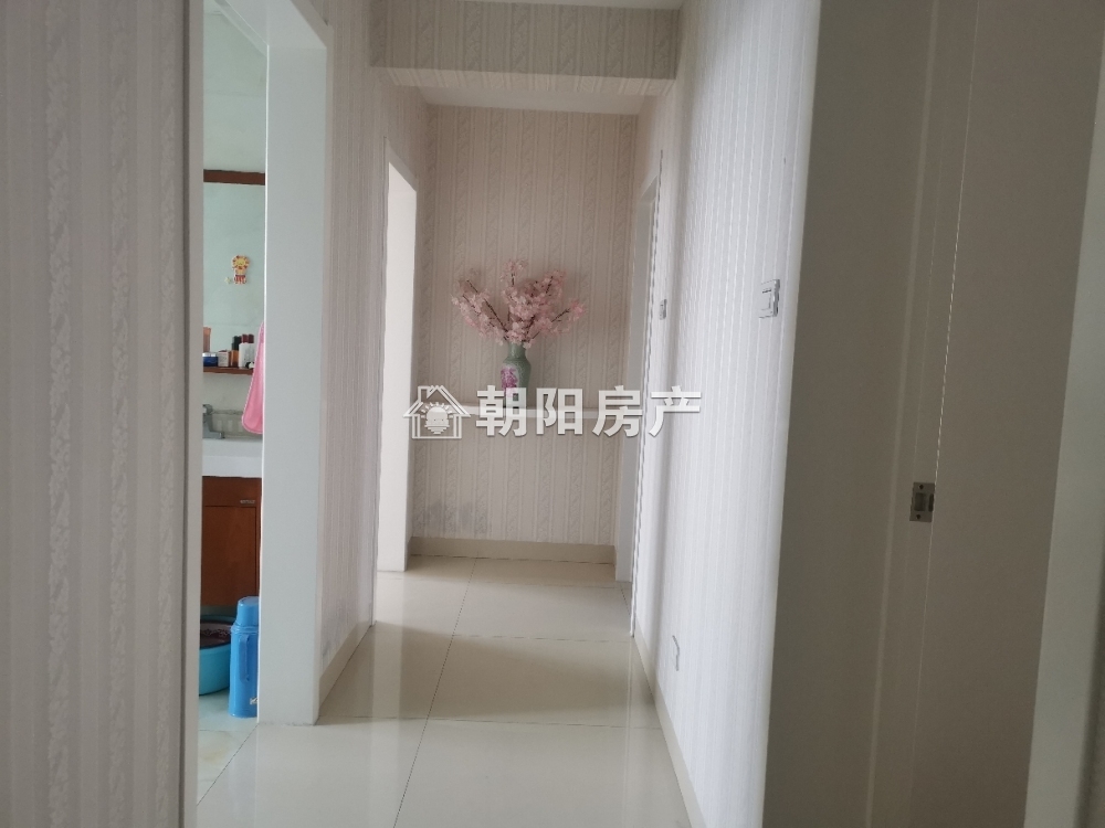 力达明和绿洲 159平 南向精装三居 采光好 配套齐全
