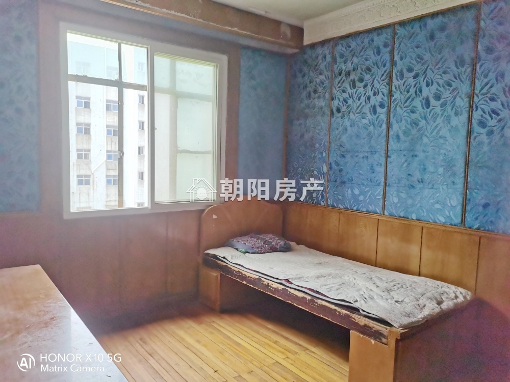 法院新村 77平 南向两室 采光好 满两年 交通便利