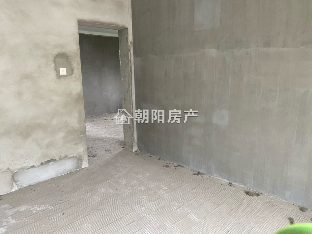 九龙岗建设村B区 80平 三室朝南 免税 低总价