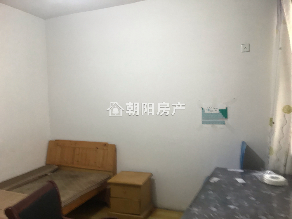 西湖春天 84平 南向两室 满两年 交通便利 学区房