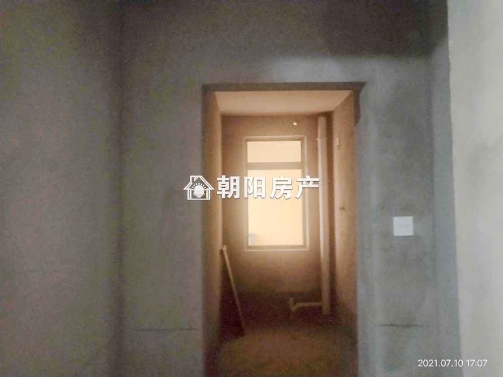 泉山湖香颂小镇 89平 南向两室 学区房 满两年