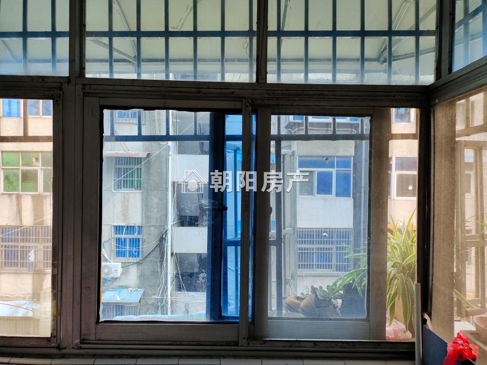 税务局家属楼 73平 朝南三居 满五唯一 学区房 交通便利