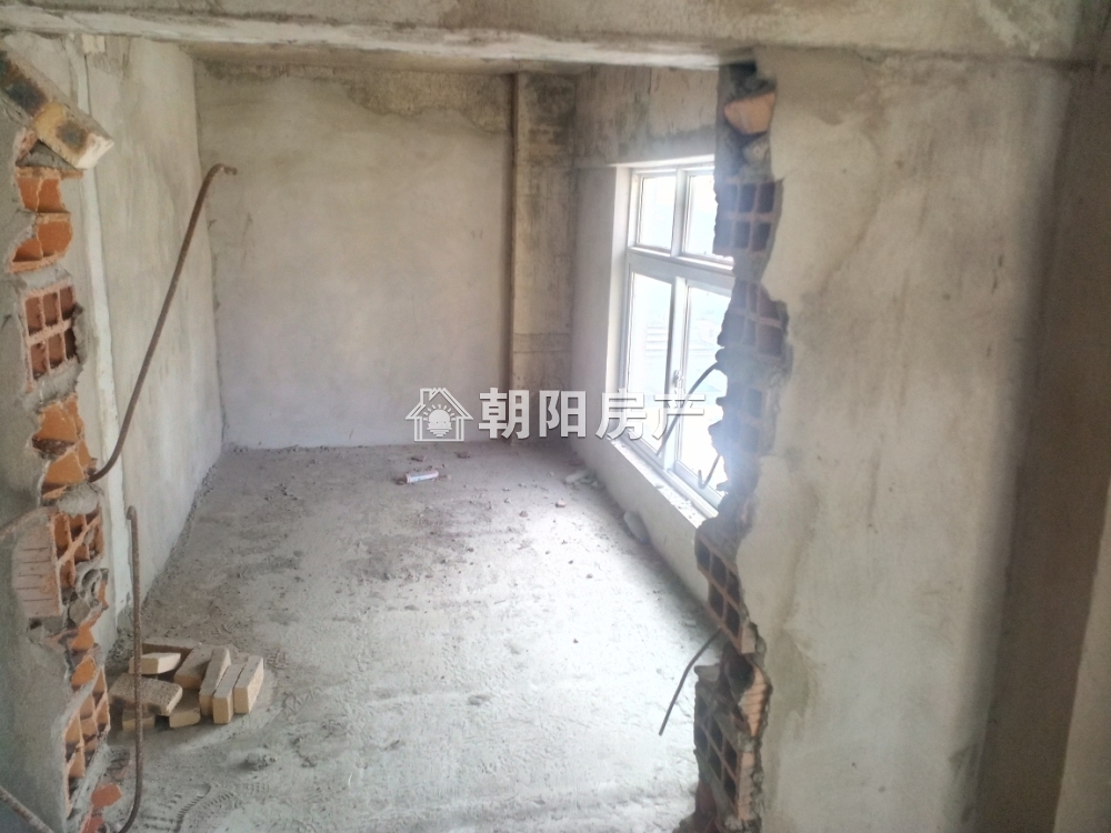 金地新天地 74平 南向三居两卫 满两年 交通便利学区房