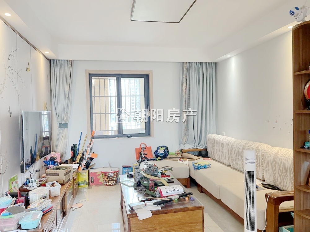 银鹭万树城 107平 南向精装三室 满两年 随时看房