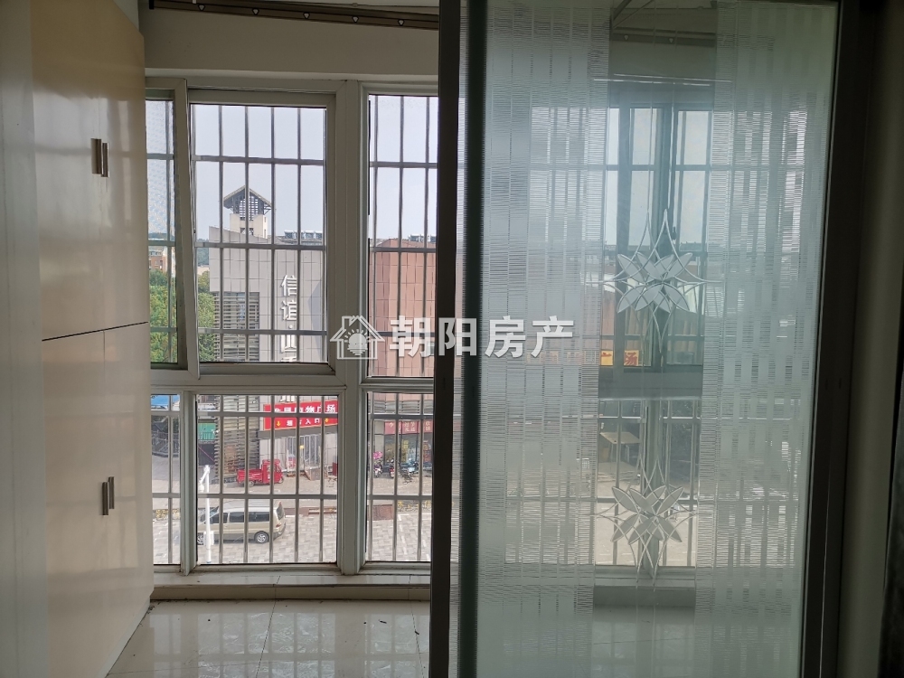 南苑二期 135平 朝南三室精装 学区房 满两年