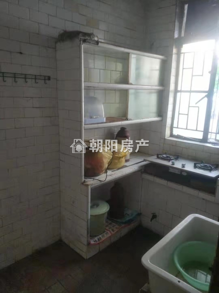 新华村 56平 南向三室一厅 交通便利 学区房 环境好