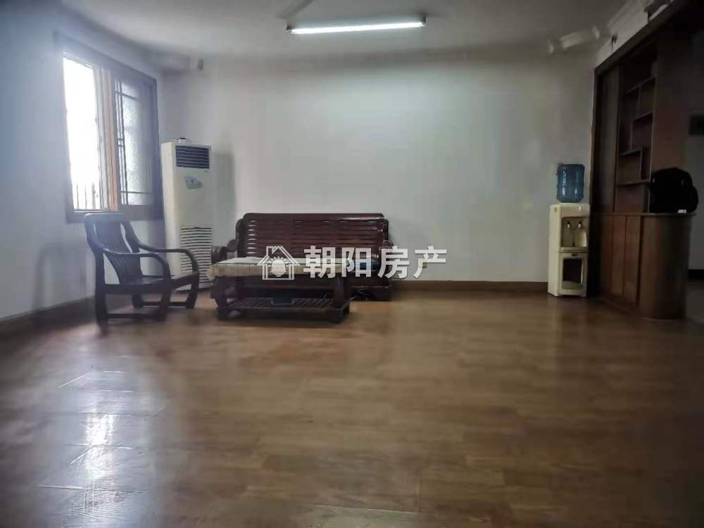翠竹园 159平 3室2厅1卫 满五唯一 2515元/平 交通便利