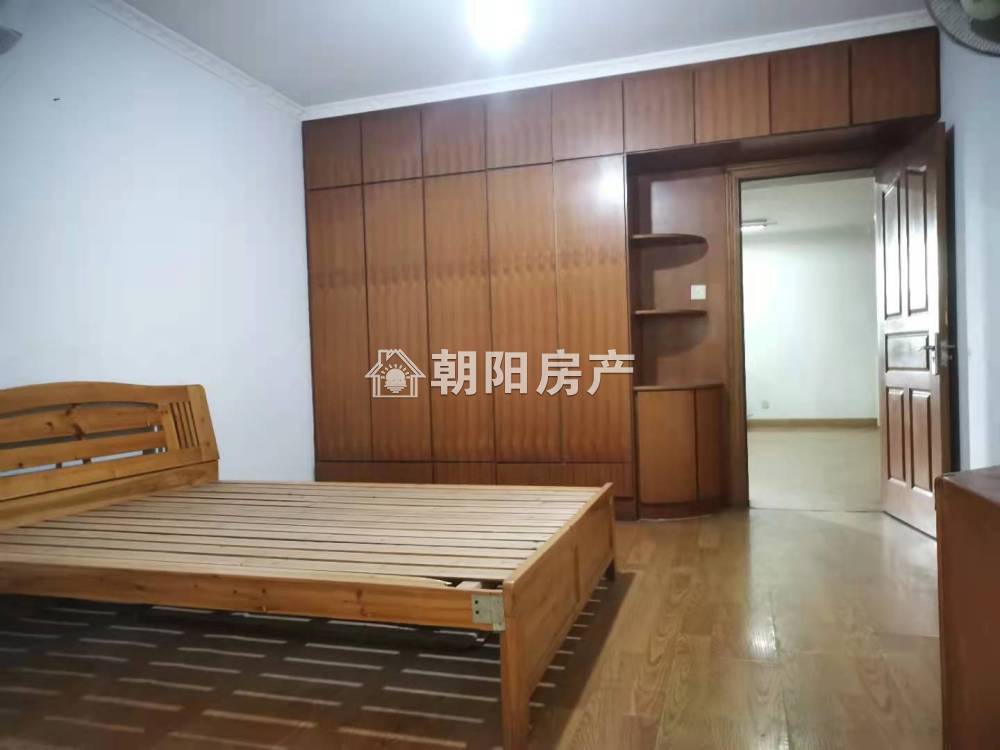 翠竹园 159平 3室2厅1卫 满五唯一 2515元/平 交通便利
