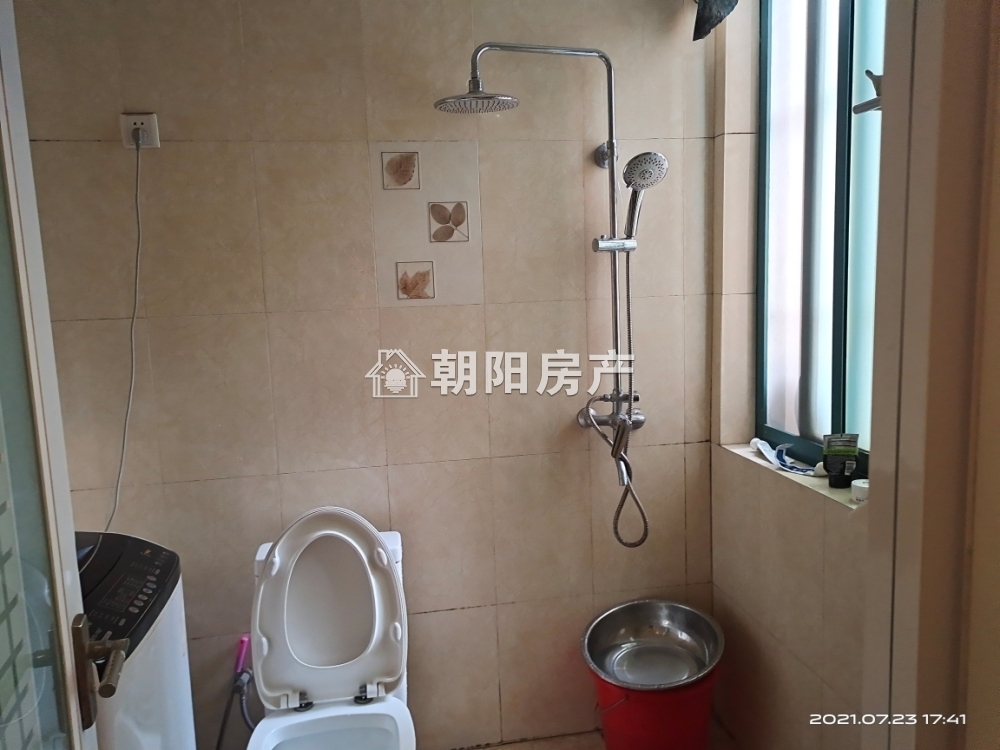 润地佳苑 123平 南向三居 满两年 学区房 交通便利