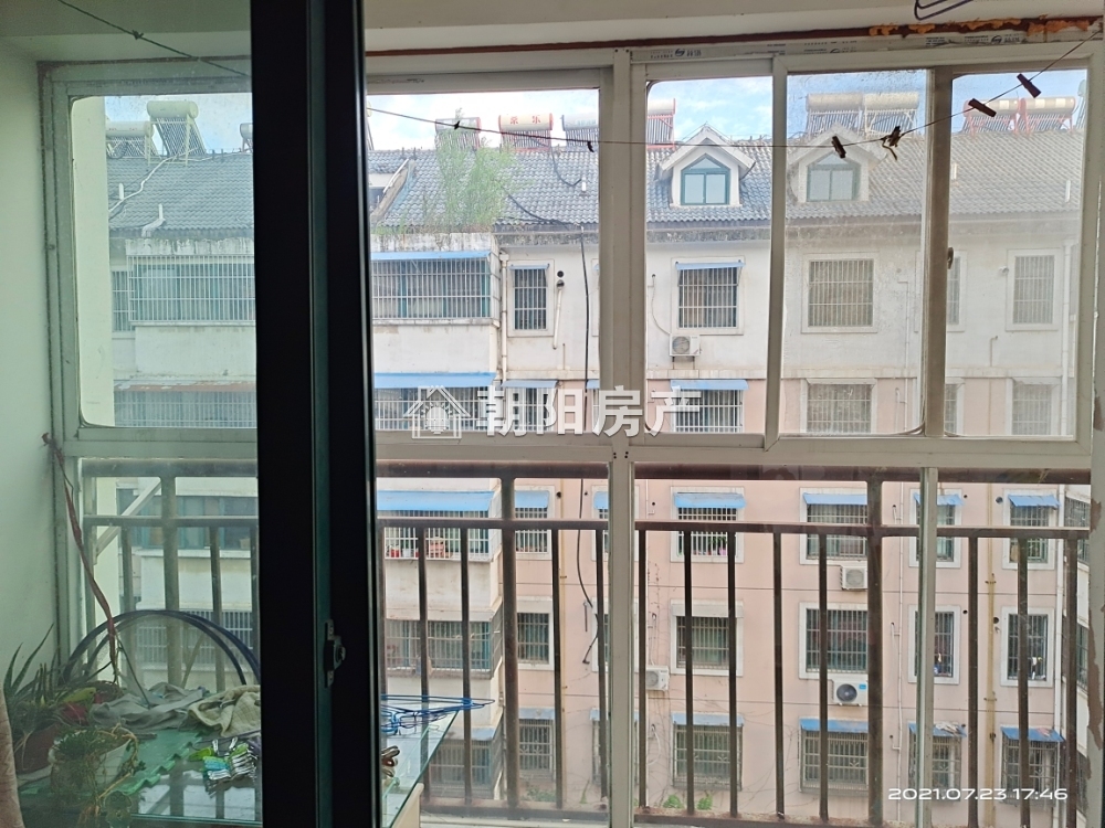 润地佳苑 123平 南向三居 满两年 学区房 交通便利