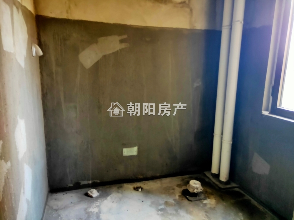 山南壹号 118平 朝南三室 交通便利 随时看房