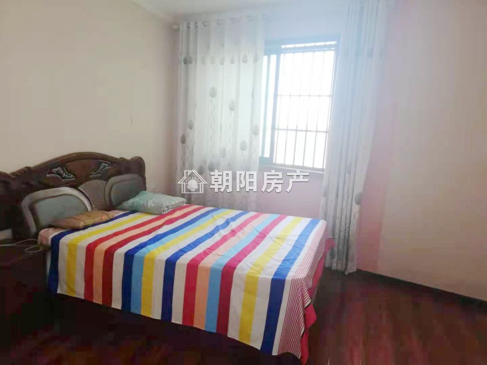 阳光365 101平 南向精装两居 满两年 交通便利