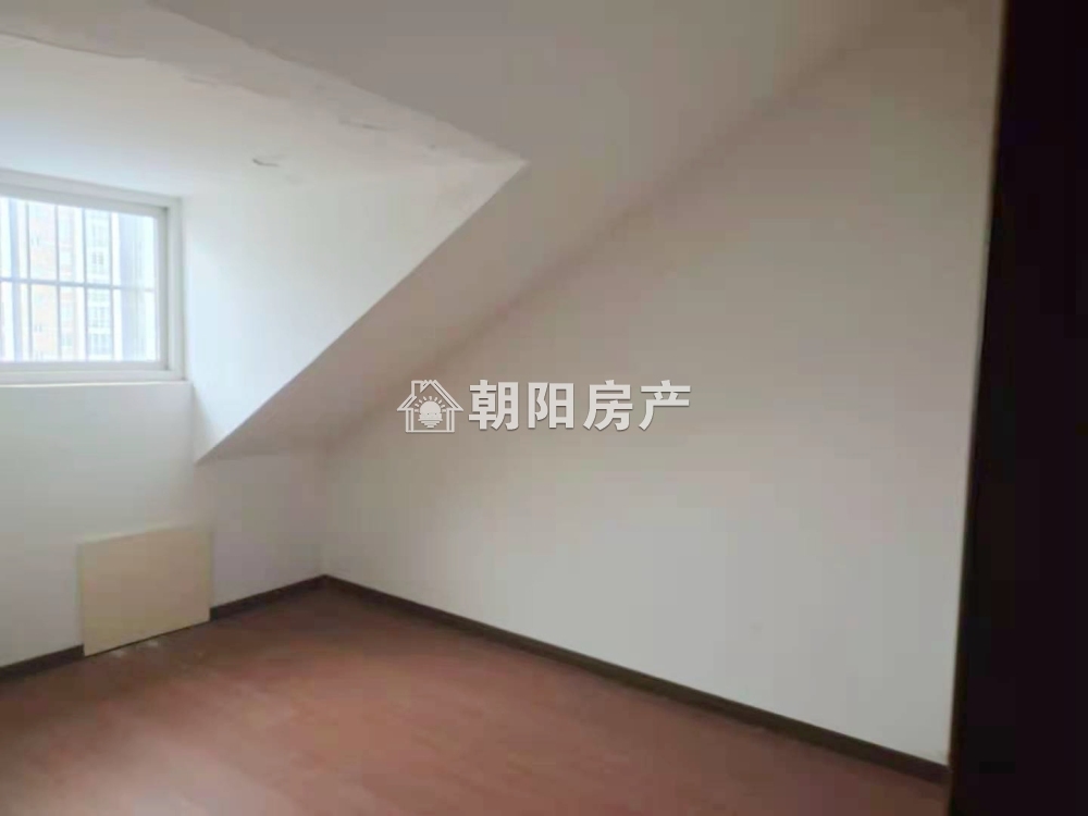 心享世城一期 135平 南向精装四室 满两年 免税