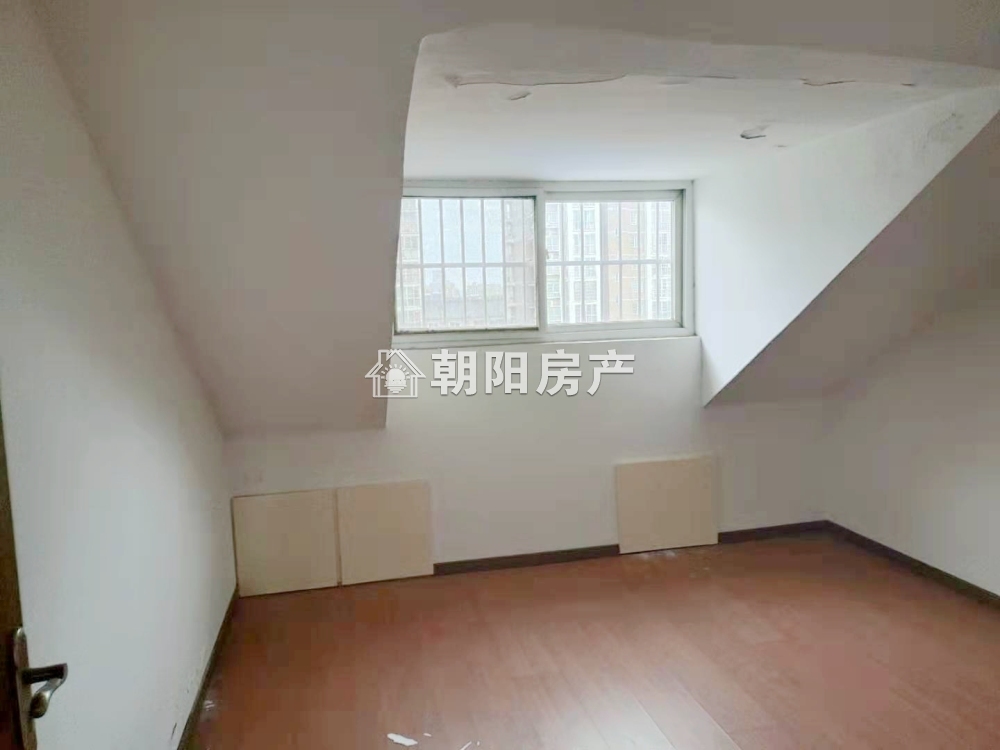 心享世城一期 135平 南向精装四室 满两年 免税