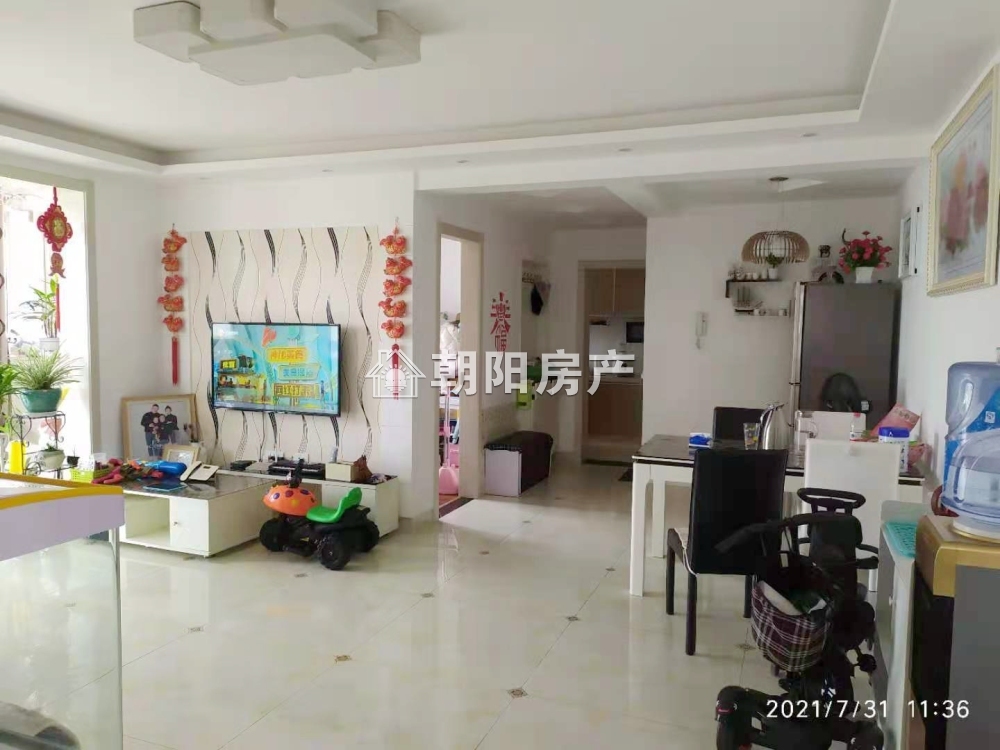 馨雅苑 精装修 3室1厅 出售