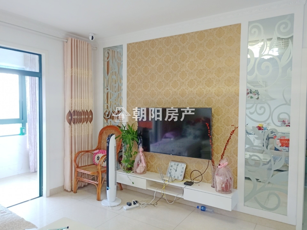 银鹭万树城 92平 南向两室简装 满两年 交通便利 学区房