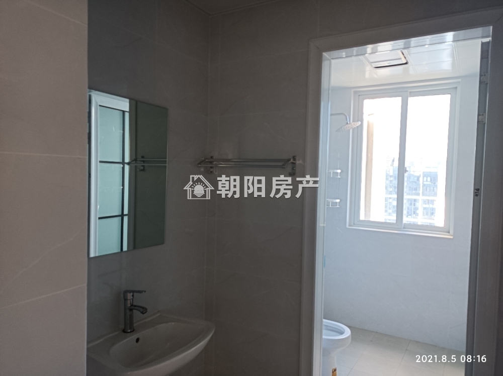 万茂华府 133平 南向三居 简装 4436元/平 满两年