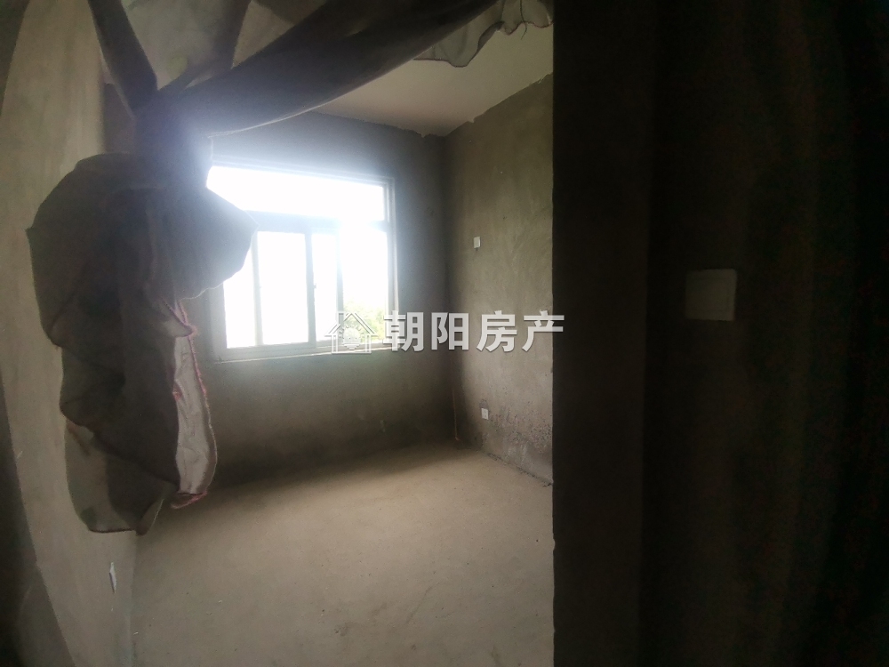 银杏苑 105平 南向三室两阳台 随时看房 环境好