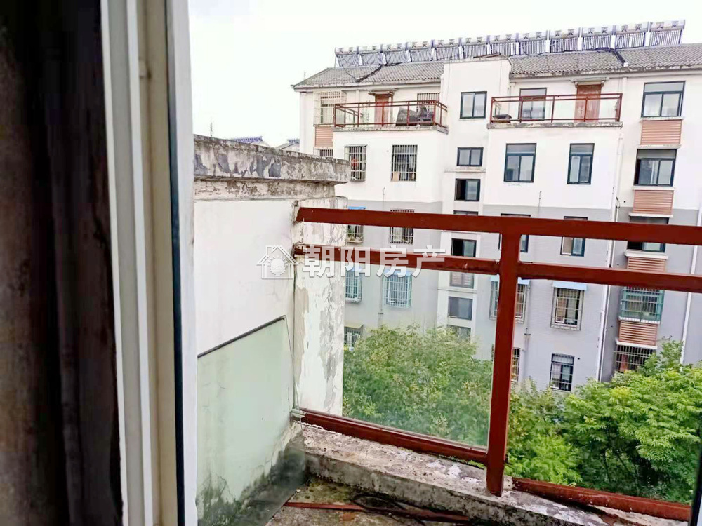 九龙岗建设村C区毛坯房对外急售
