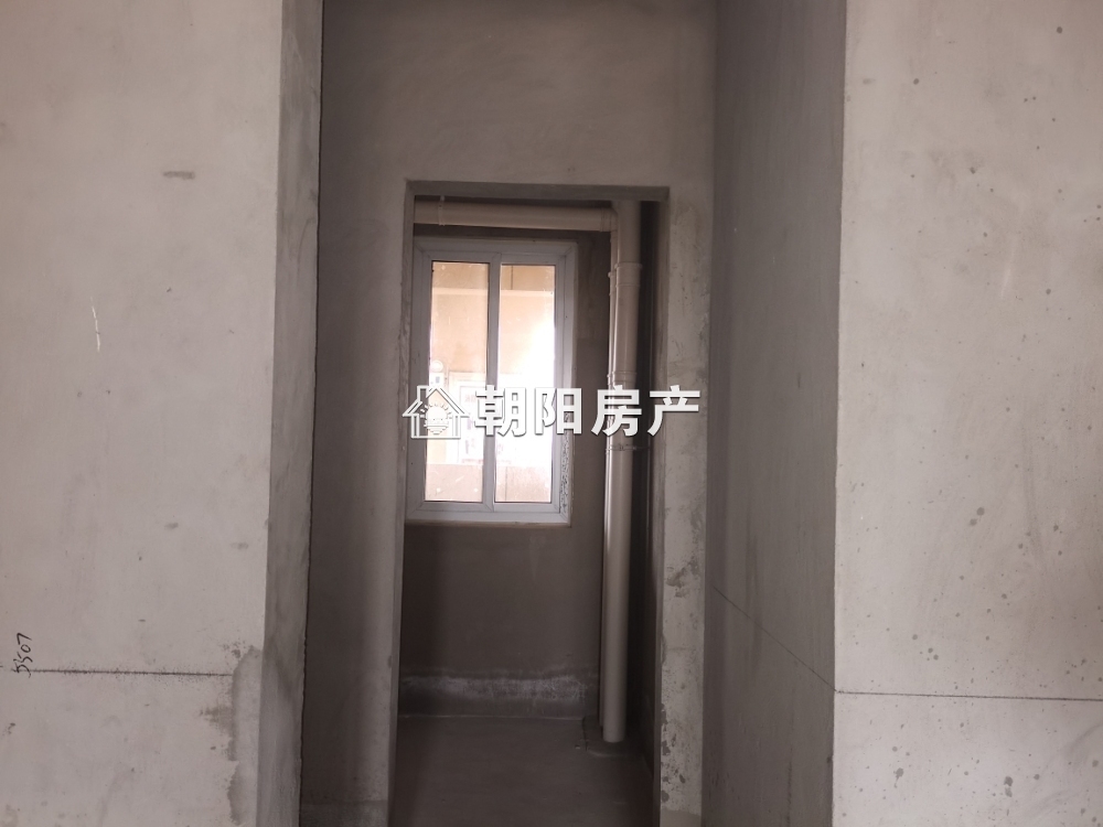 西城公馆 103平 南向三室两厅 交通便利 学区房