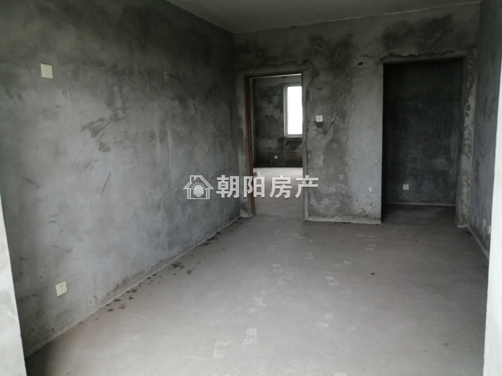 九龙新村 157平 四室朝南毛坯 交通便利配套齐全