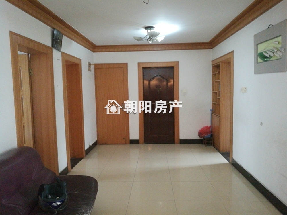 市场新村 90平 朝南两室 采光好 交通便利