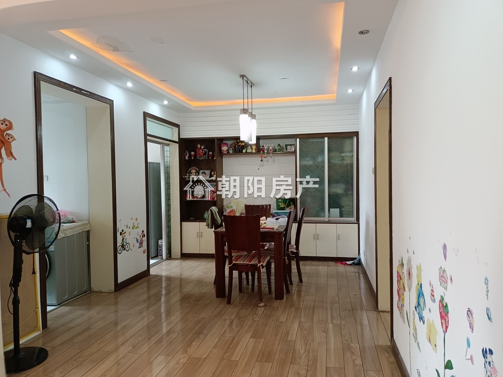 金港家园 92平 精装两居朝南 满两年 3026元/平