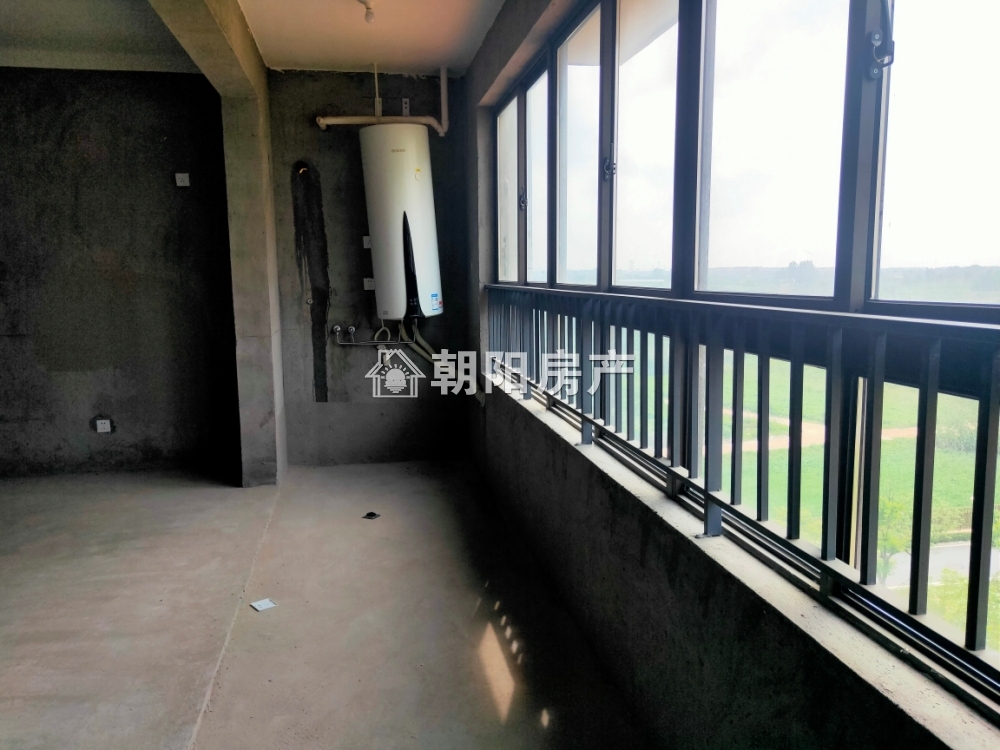 东方蓝海樾府 114平 南向两室 毛坯房 随时看房