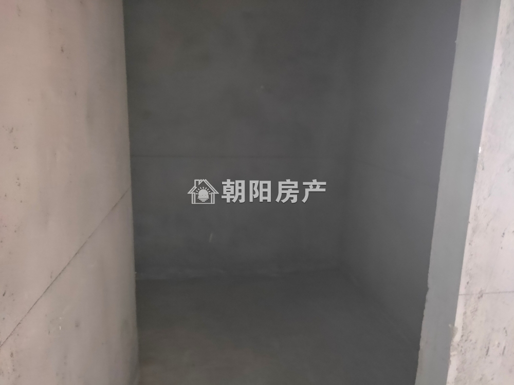 东方蓝海樾府 114平 南向两室 毛坯房 随时看房