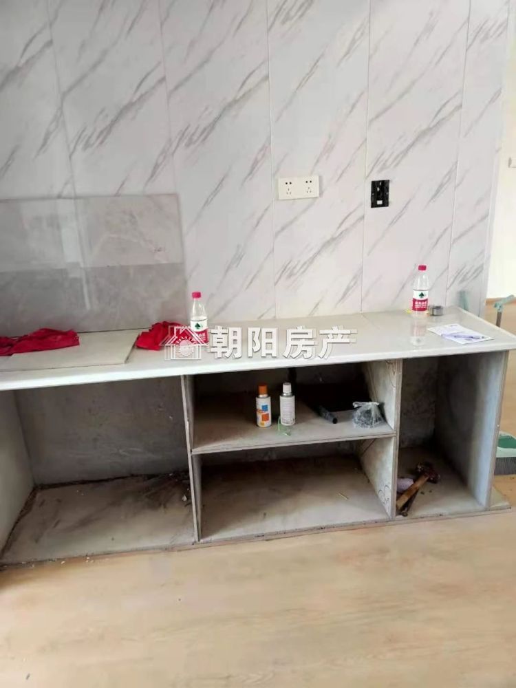 顺景天城三期睿园 125平 南向精装三室 满两年 学区房 采光好