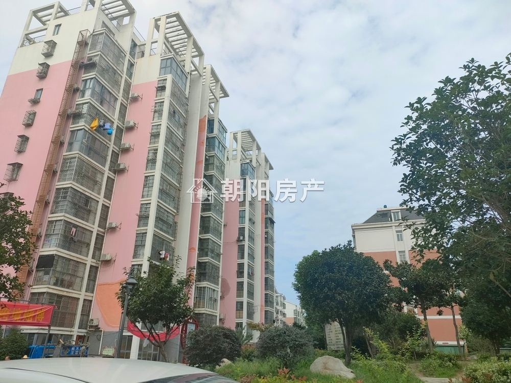 馨雅苑 83平 南向两室两厅 满两年 简装 随时看房