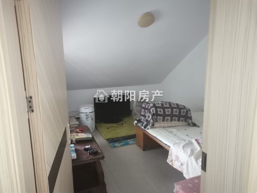 淮望三期 138平 精装三室朝南 满两年 交通便利