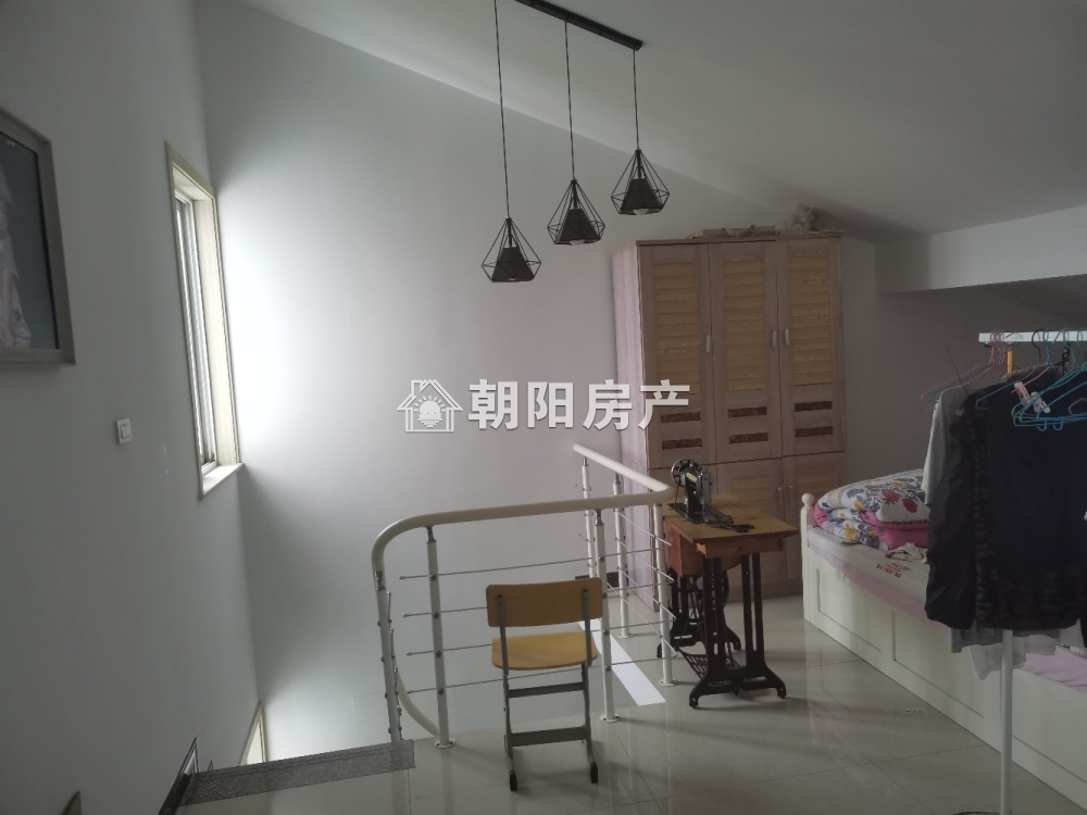 淮望三期 138平 精装三室朝南 满两年 交通便利